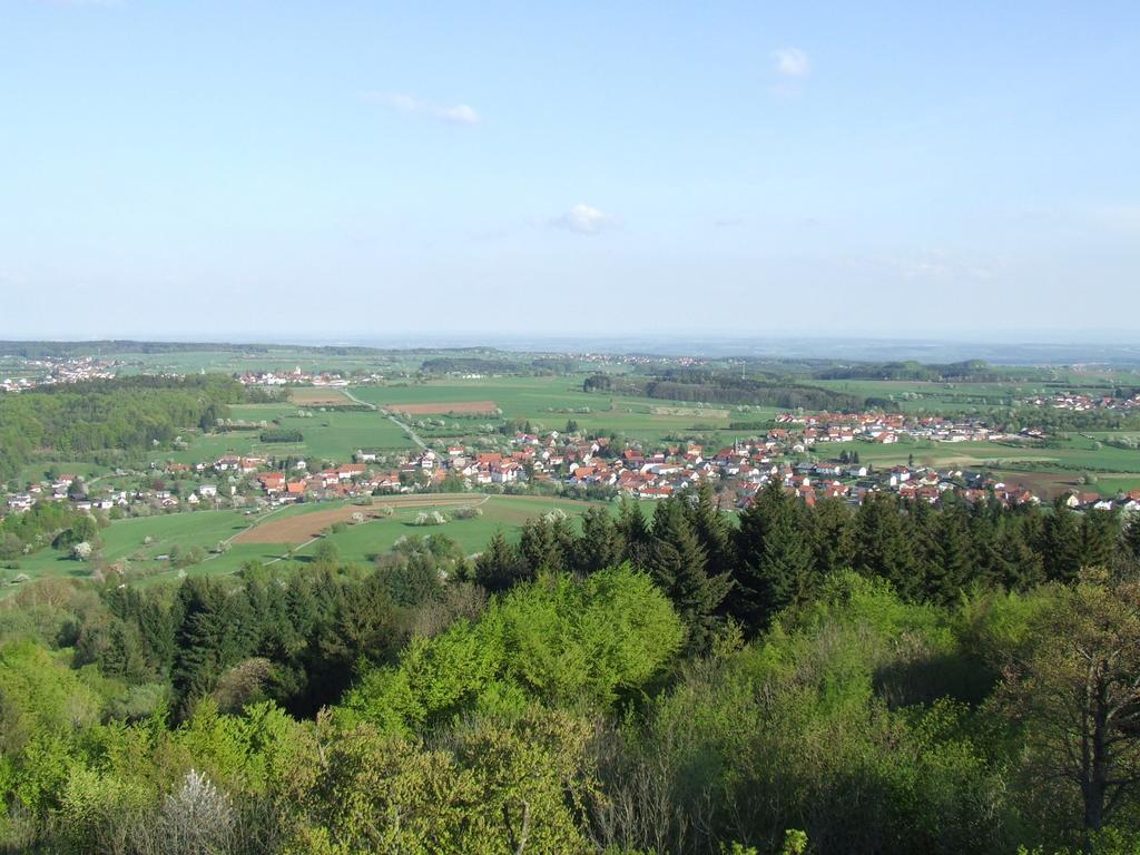 Hotel Drei Lilien Waldbrunn  Exteriör bild